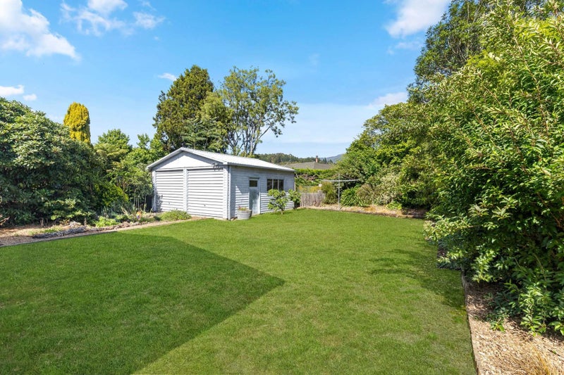 5 Linden Place, Brooklyn - Carousel 16