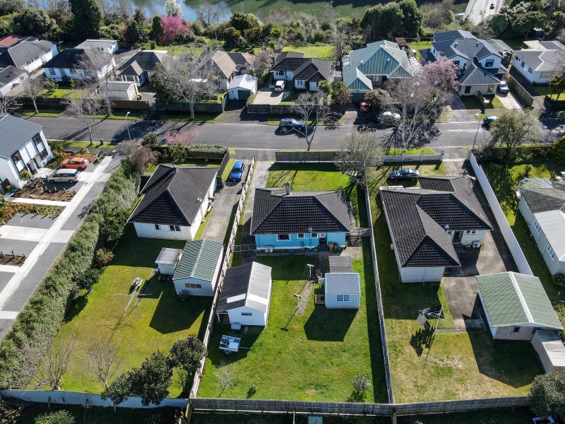 40 Montgomery Crescent, Bader, Hamilton - Carousel 2