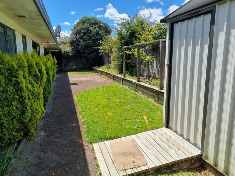 6 Lynwood Place, Owhata, Rotorua - Carousel 21