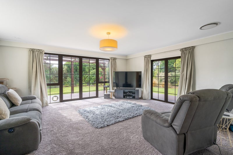 3 Matua Road, Otatara, Invercargill - Carousel 2