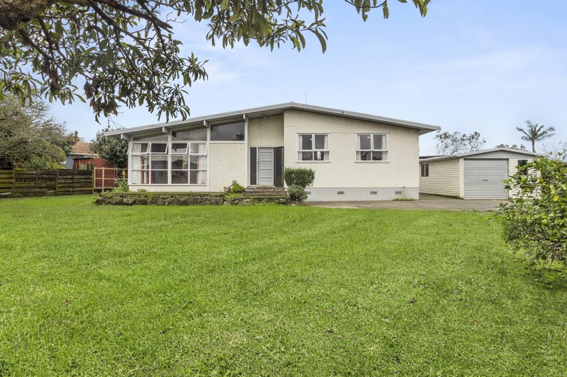 6 Dalry Place, Mangere Bridge, Auckland - Carousel 1