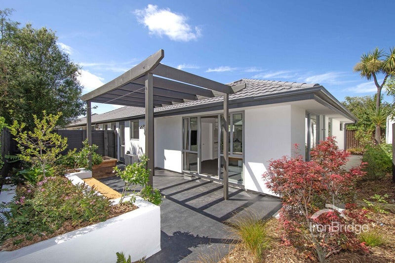 57F Champion Street, Edgeware, Christchurch - Carousel 1