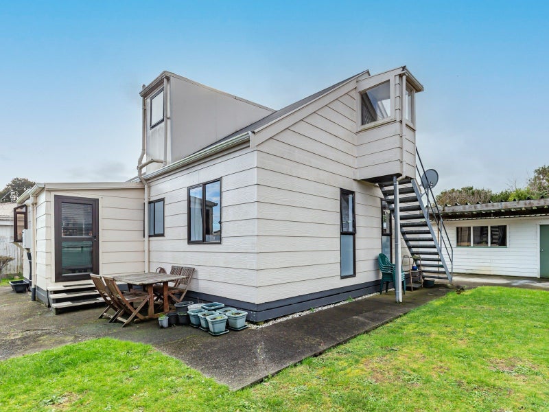 196A Bartholomew Road, Levin, Levin - Carousel 15