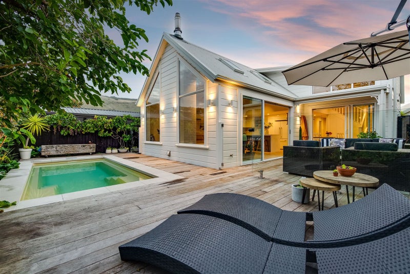 43 Dryden Street, Sumner, Christchurch - Carousel 1