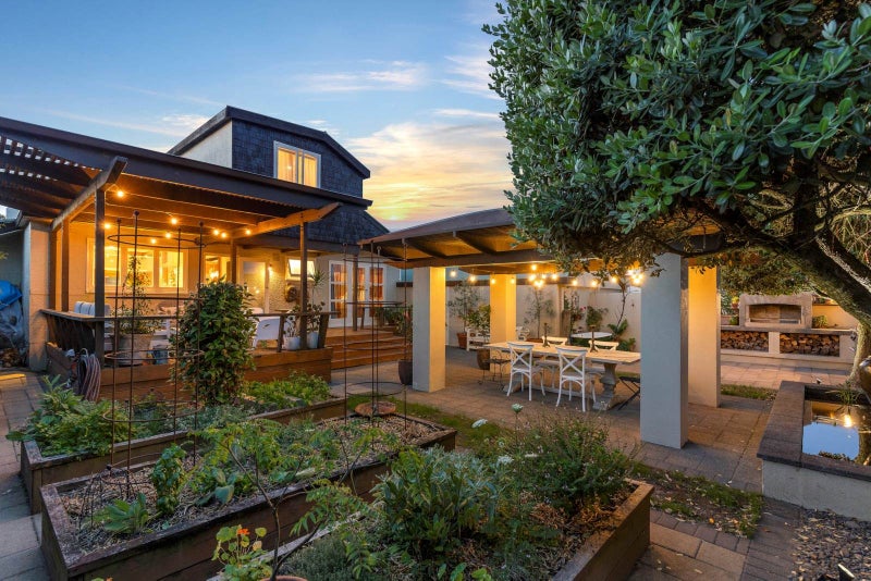 8 Alexander Street, Tauranga South, Tauranga - Carousel 1