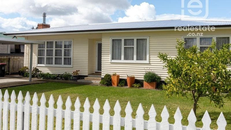 812 Ferguson Street, Akina, Hastings - Carousel 1