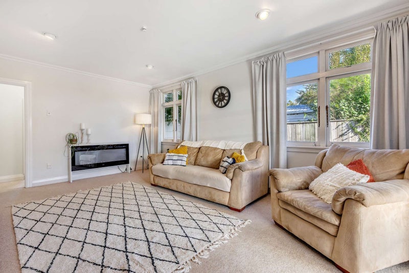 8 Cochrane Street, Fairy Springs, Rotorua - Carousel 2