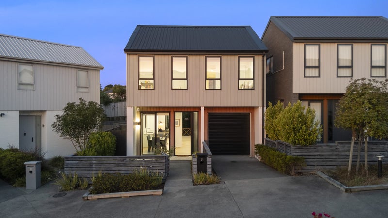 7 Taiki Lane, Glen Innes, Auckland - Carousel 1