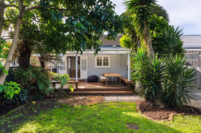 14 Root Street, City Centre, Gisborne, Gisborne - Carousel 22