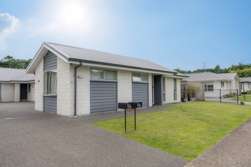 54 Pakanga Grove, Pyes Pa, Tauranga - Carousel 2