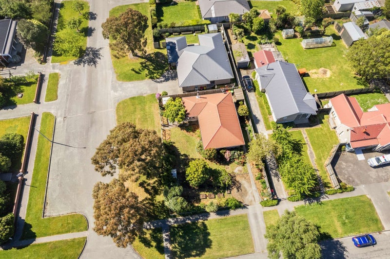 18 North Terrace, Darfield, Darfield - Carousel 30