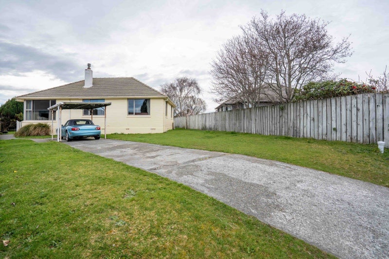 66 Adamson Crescent, Glengarry, Invercargill - Carousel 1