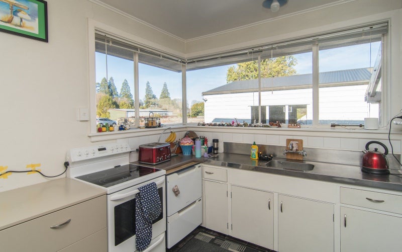 24 Levens Lane, Temuka - Carousel 2