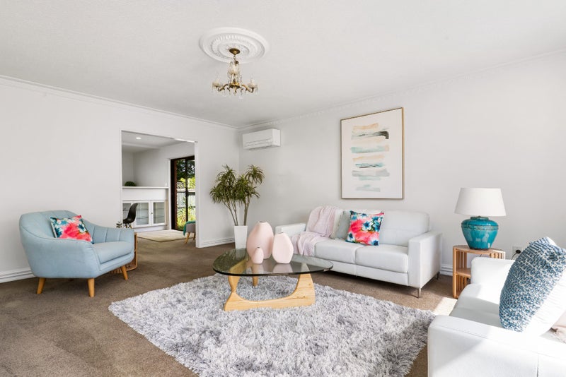 2/11 Office Road, Merivale, Christchurch - Carousel 2