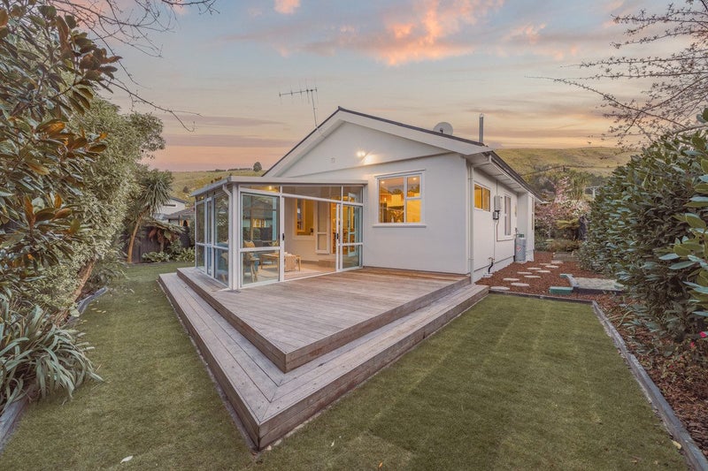 5 Duncan Street, Sumner, Christchurch - Carousel 1