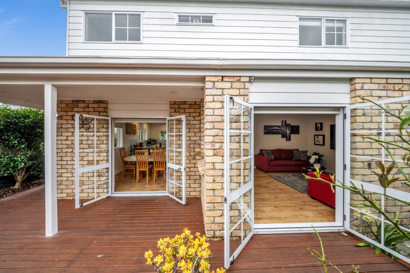 1/71 Wellington Street, Howick, Auckland - Carousel 2