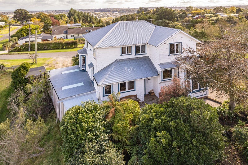 50 Shakespeare Road, Bastia Hill, Whanganui - Carousel 1