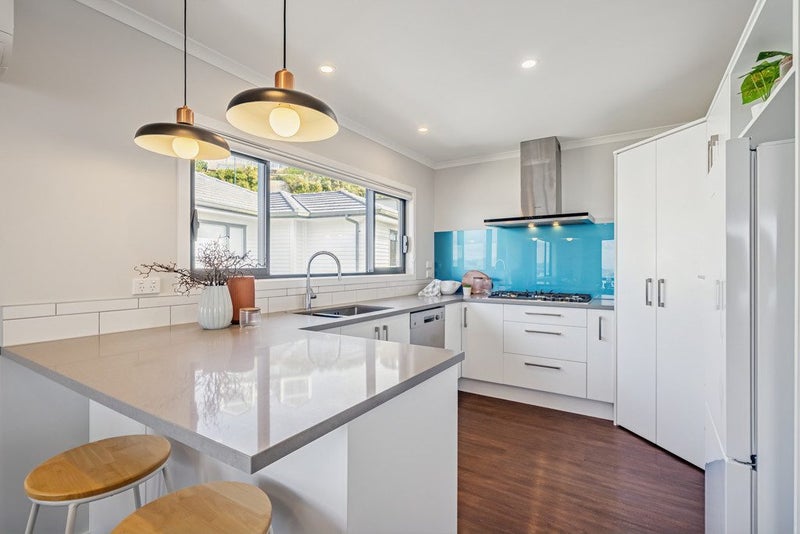 12 Grumman Lane, Newlands, Wellington - Carousel 2