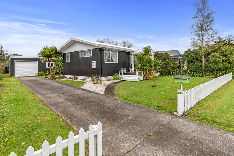 5 Dunlop Crescent, Te Aroha, Te Aroha - Carousel 1