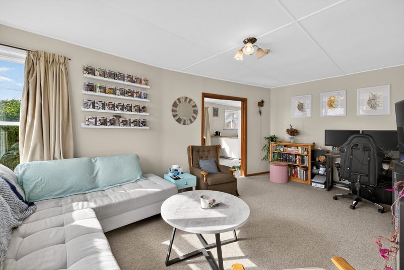 7 Eureka Street, Aranui, Christchurch - Carousel 2