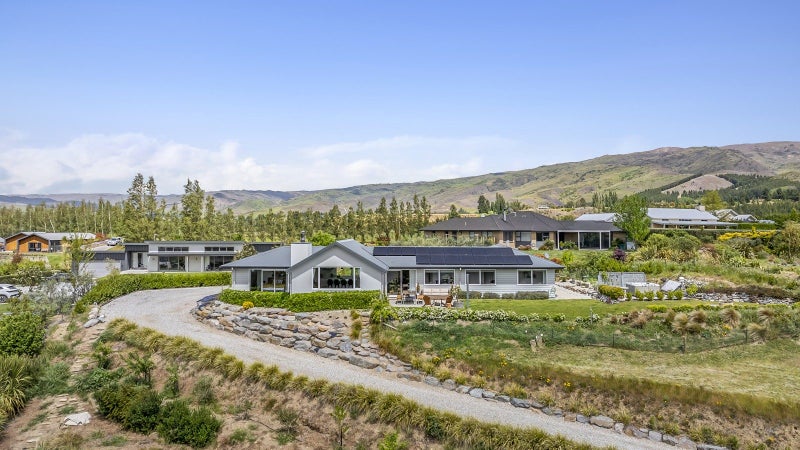 7 Lynn Lane, Bannockburn, Cromwell - Carousel 2