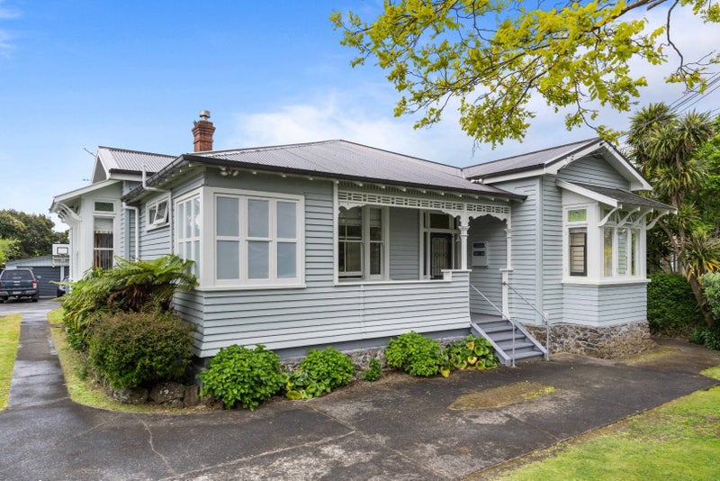 83 Taylors Road, Mount Albert, Auckland - Carousel 2