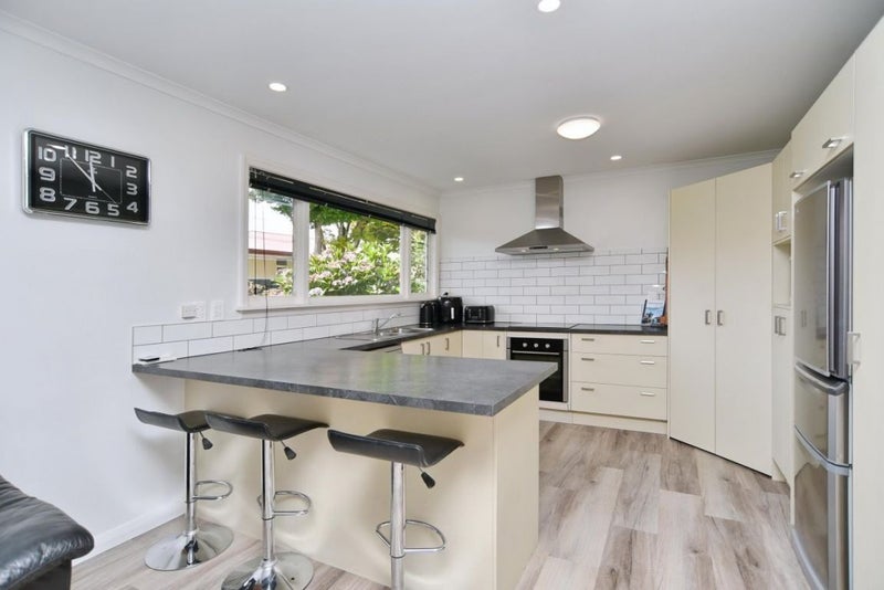 26 Hadlow Place, Burnside, Christchurch City, Canterbury - Carousel 2