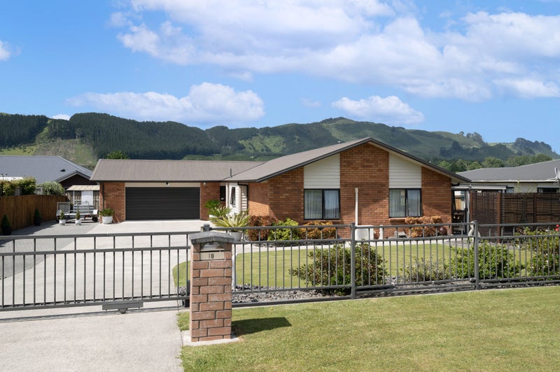 10 Mohi Crescent, Ngongotaha, Rotorua - Carousel 1