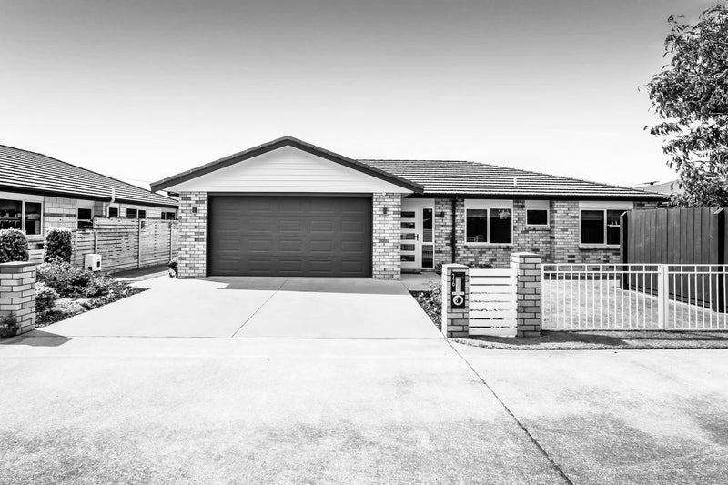 26 Princes Street, Hawera - Carousel 1