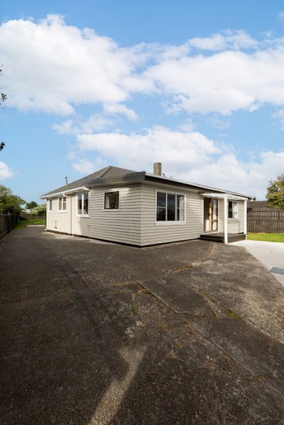 84 Vine Street, Mangere, Manukau City, Auckland - Carousel 21