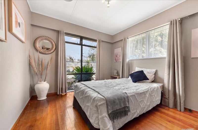 4191 Great North Road, Glendene, Waitakere City, Auckland - Carousel 14
