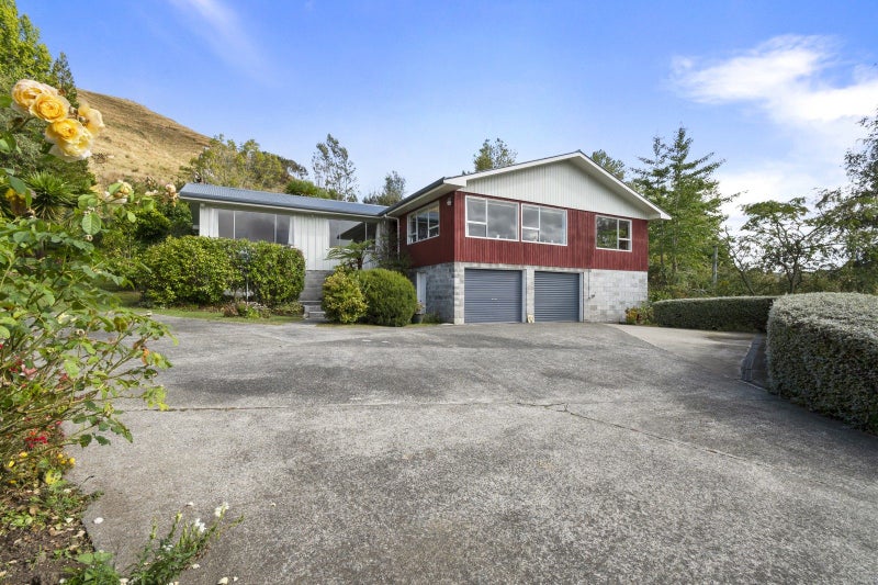 5B Ongo Road, Hunterville, Hunterville - Carousel 2