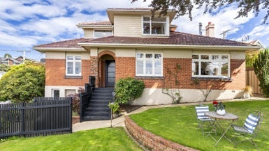 21 Leven Street, Roslyn, Dunedin - Carousel 1