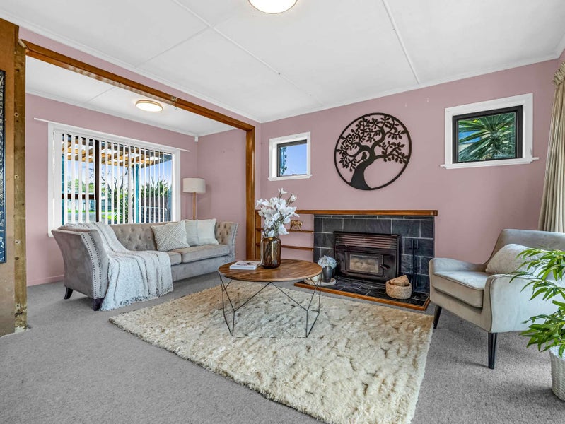 98 Glendale Road, Glen Eden, Auckland - Carousel 2
