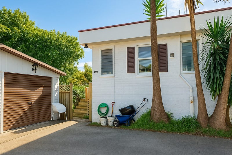 1/4 Sydney Street, Hauraki, Auckland - Carousel 1