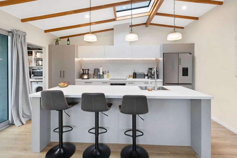 92 Broughton Street, Gore, Gore - Carousel 2