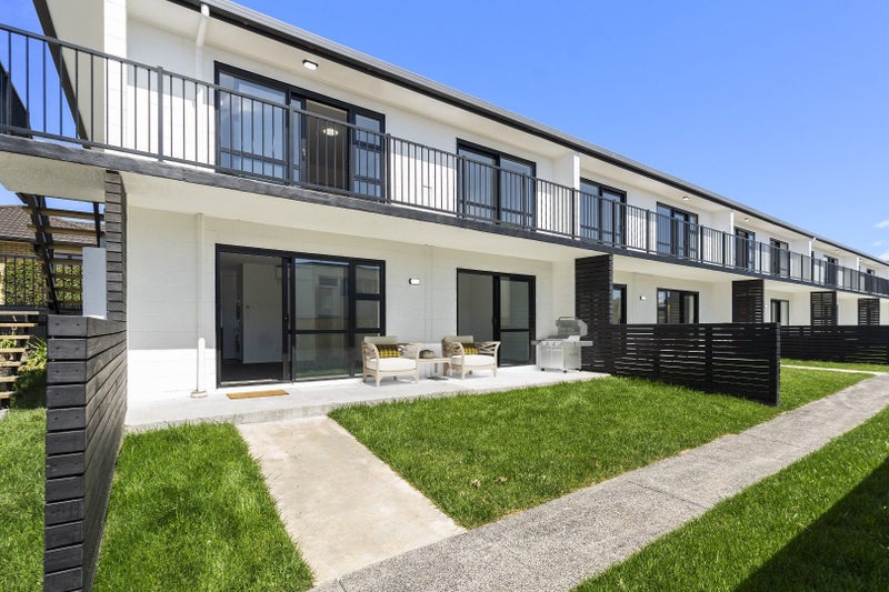 32A Ballarat Street, Ellerslie, Auckland - Carousel 1