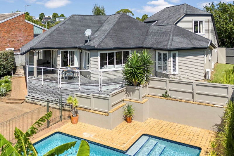 15 Panapa Drive, Saint Johns, Auckland - Carousel 1