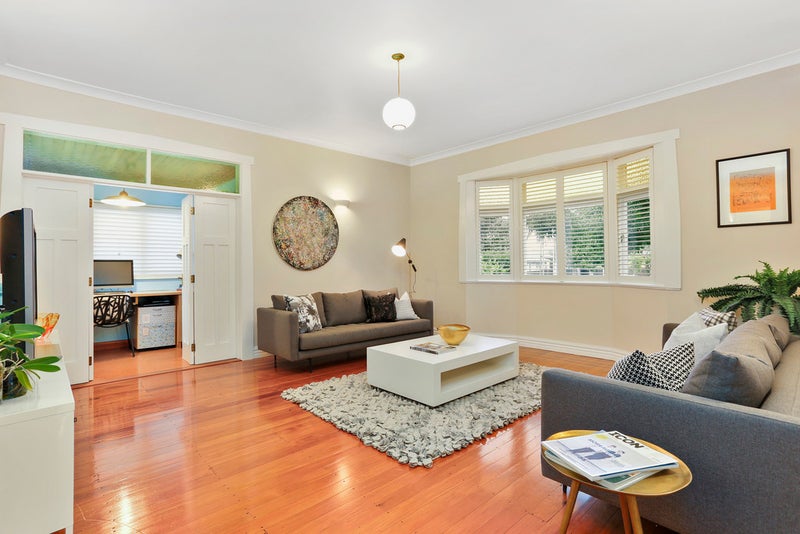 Property Valuation for 16 Rhodes Avenue, Mount Albert, Auckland Trade