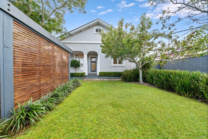 257 CARRINGTON ST, Vogeltown, New Plymouth  - Carousel 1