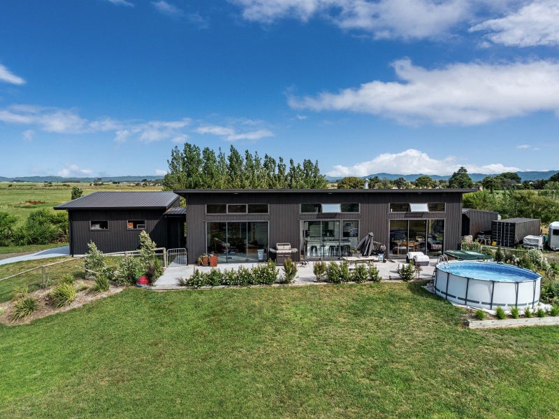 95B Thornton Beach Road, Thornton, Whakatane - Carousel 36