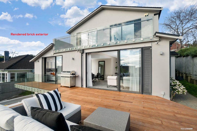 7 Godden Crescent, Orakei, Auckland - Carousel 1