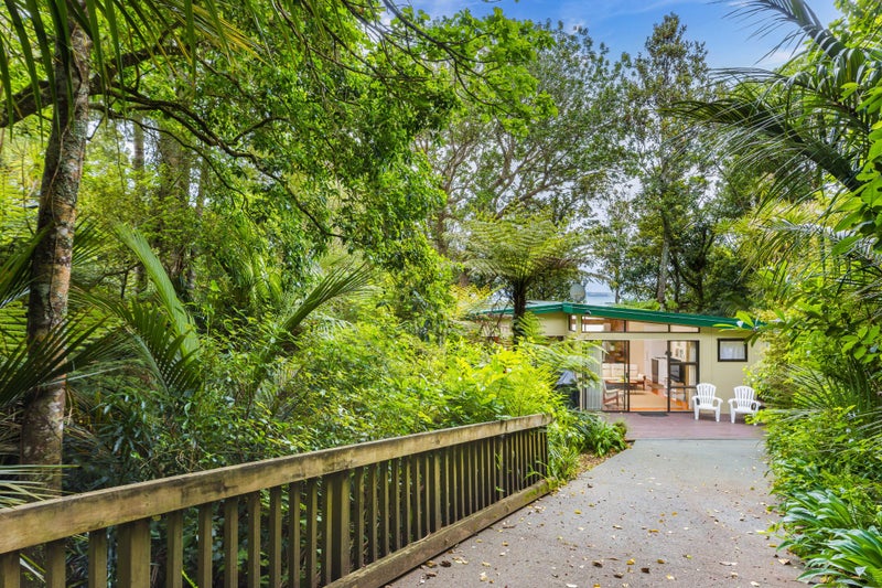 14 Clinton Road, Tāwharanui Peninsula, Matakana - Carousel 25