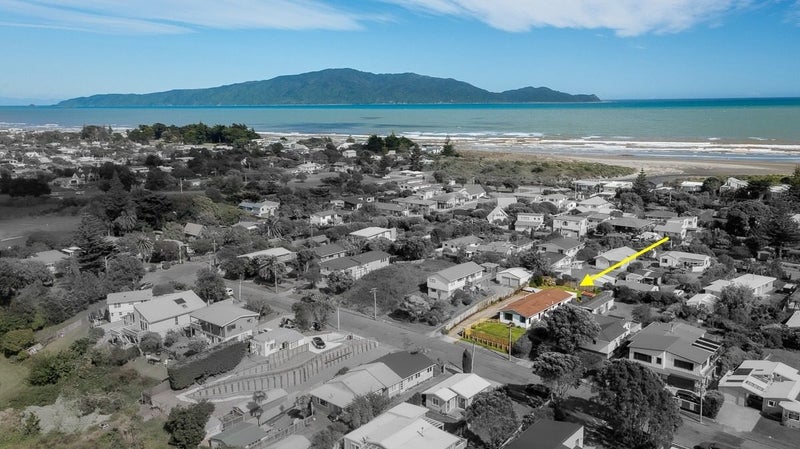 11 Atua Street, Waikanae Beach, Waikanae - Carousel 20