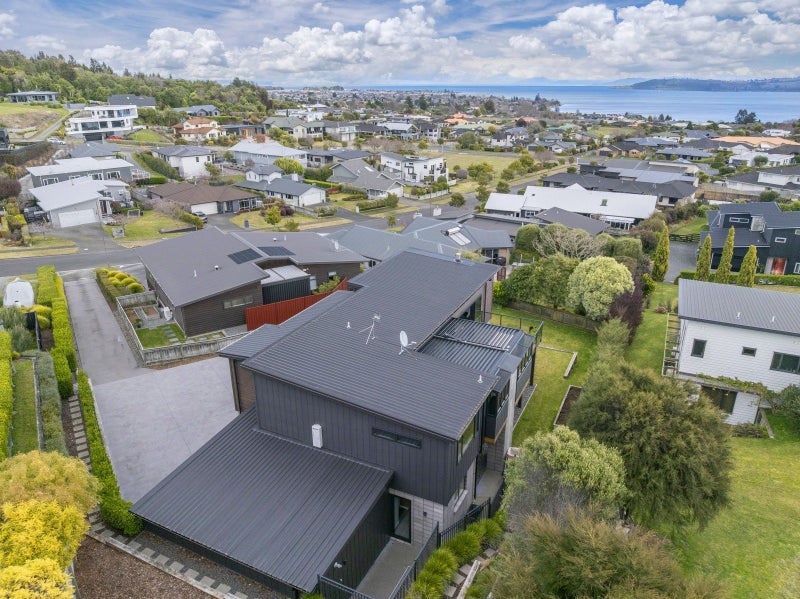 21 Coprosma Crescent, Waipahihi, Taupo - Carousel 37