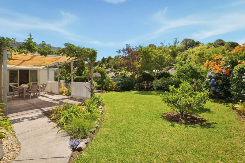 104 Waterside Drive, Pyes Pa, Tauranga - Carousel 2