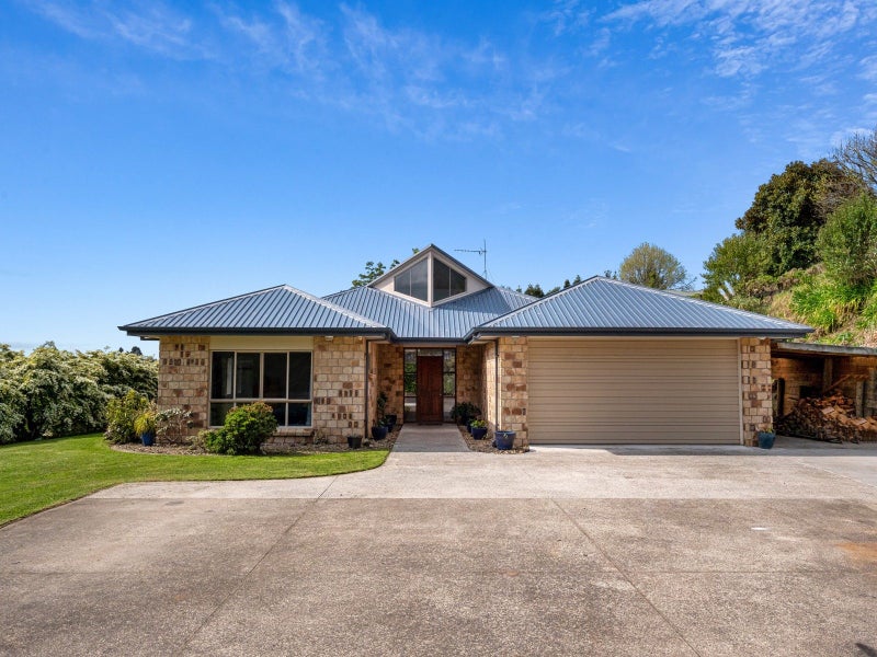 82 Snodgrass Road, Tauranga - Carousel 1