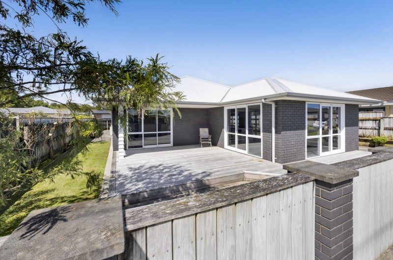 11 Brookes Street, Inglewood, Inglewood - Carousel 2
