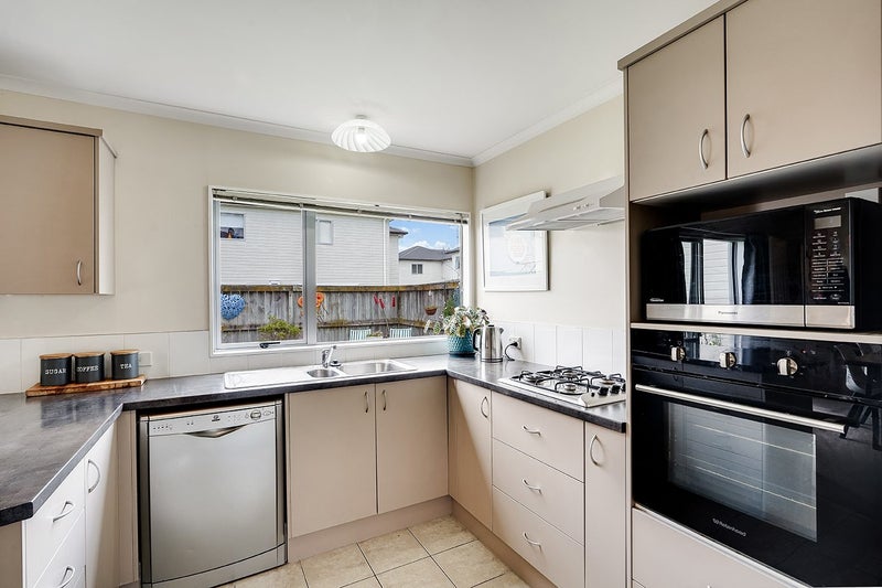 43 Gordon Davies Lane, Huntington, Hamilton - Carousel 2