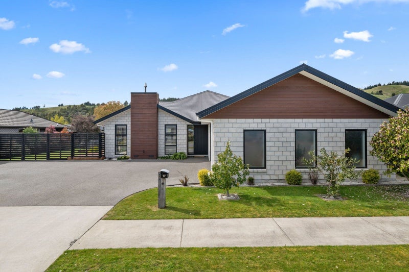 17 Mcnabb Place, Witherlea, Blenheim - Carousel 1